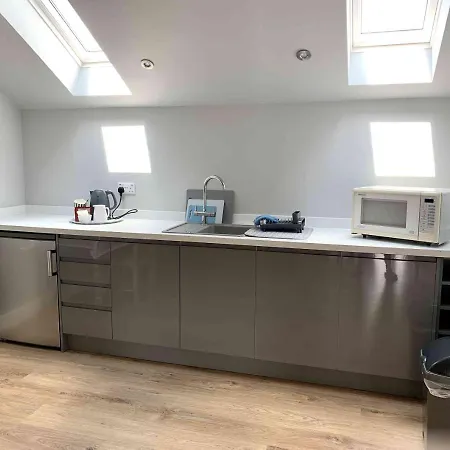Apartment Acorn Attic, A Modern, New First Floor Garden Annex Great Ouseburn